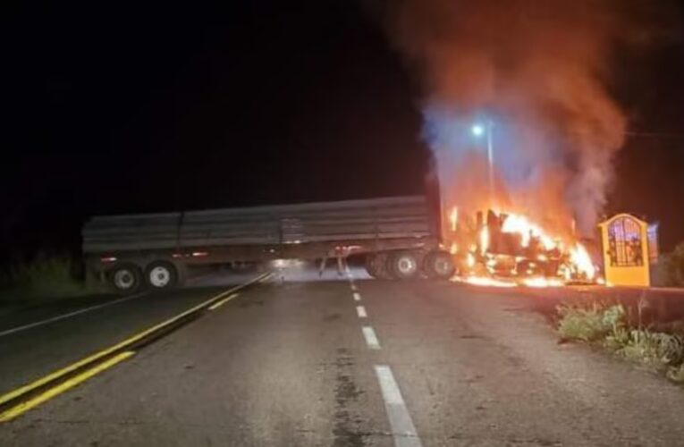 Enfrentamientos armados desatan caos en Tecpan de Galeana, Guerrero