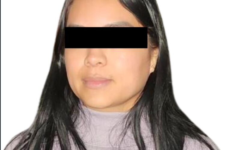 Exalcaldesa de Santo Tomás, María del Rosario “N” es detenida por la Fiscalía en Metepec