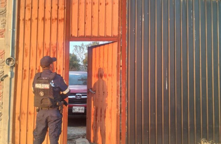 Encuentra policía de Edomex camioneta usada en intento de asalto en Texcoco
