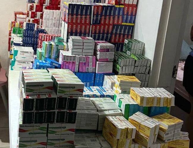EN JALISCO, SE EJECUTARON TRES ÓRDENES DE CATEO DONDE SE ASEGURARON MEDICAMENTOS CONTROLADOS APÓCRIFOS