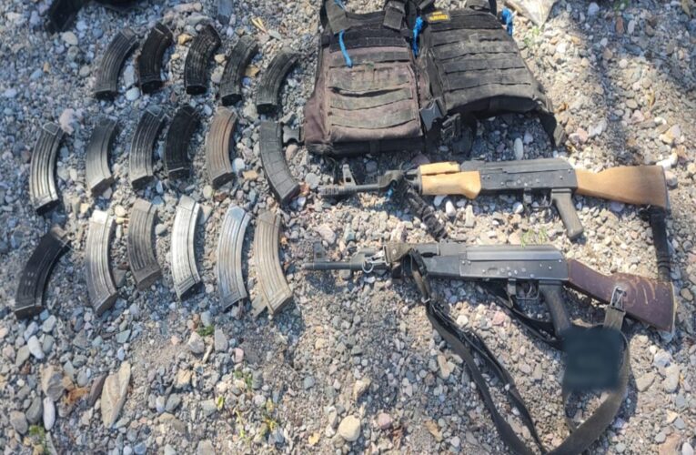 EN EL ESTADO DE SINALOA, EN DIFERENTES ACCIONES FUERON DETENIDAS CUATRO PERSONAS Y SE ASEGURARON ARMAS LARGAS