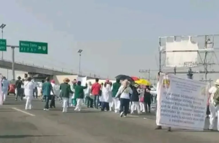 Colapso por bloqueos en el Edomex