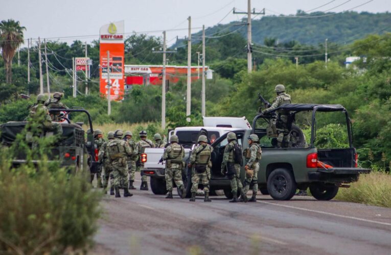 Continua la ola de violencia en Sinaloa: suman ya más de 800 muertos y mil desaparecidos