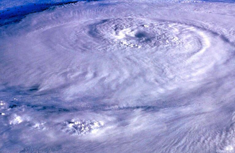 Alerta por ciclón Alvin; Conagua advierte riesgos