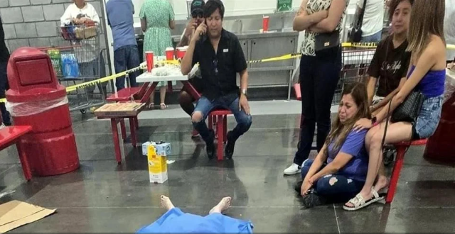 Mujer muere por asfixia en Costco Monterrey