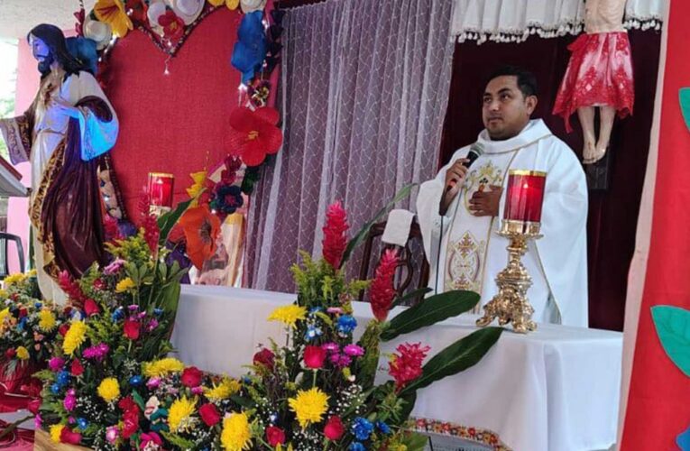 Sacerdote Héctor Alejandro Pérez herido en Tabasco sigue en estado grave