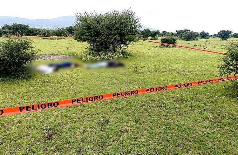 Mujer halla a tres hombres sin vida en Soyaniquilpan, Edoméx 