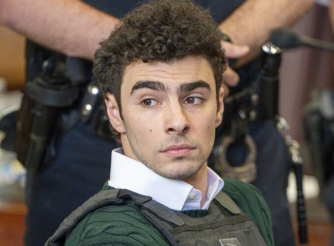 Jueza federal desestima cargos contra Luigi Mangione y evita pena de muerte