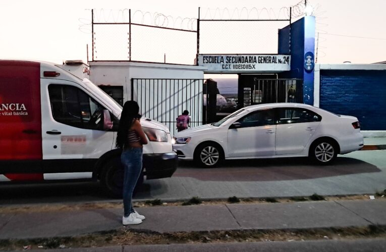 ¡Tragedia escolar! Menor se desploma desde segundo piso en secundaria de León