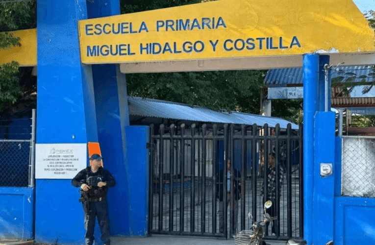 Terror en primaria de Veracruz: comando armado secuestra a empresario frente a niños