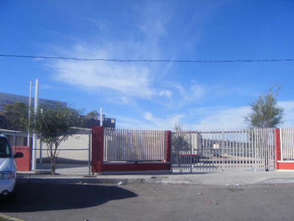 Horror en Nuevo México: Encuentran cadáver a un lado de escuela primaria