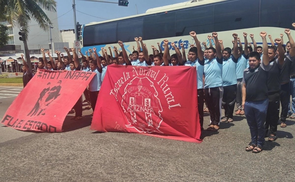 Ayotzinapa exige resultados desaparecidos