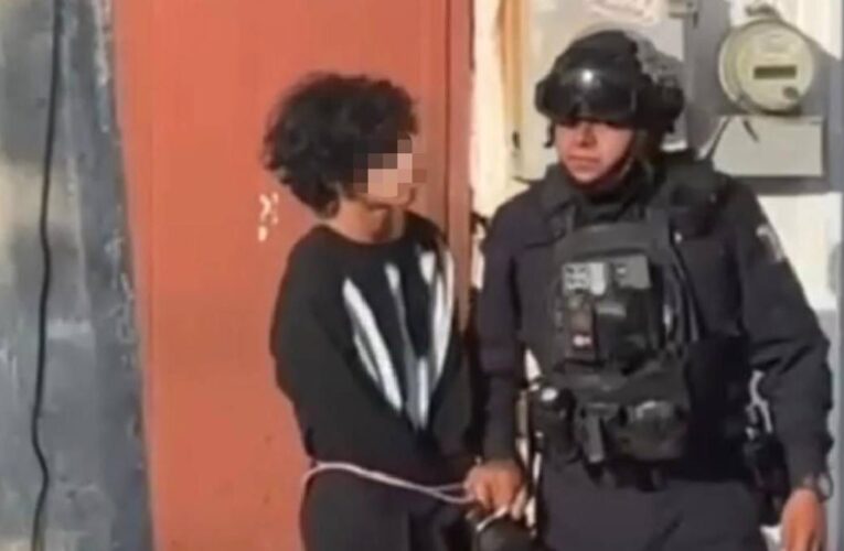 Alumno mata a dos maestras en Michoacán ¿Investigan el arma?