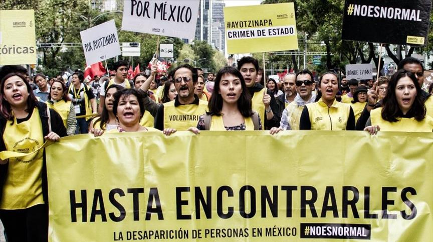 Manifestantes reunión gobierno desapariciones