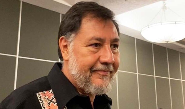 Noroña dona a Cuba y se la regresan entera en segundos