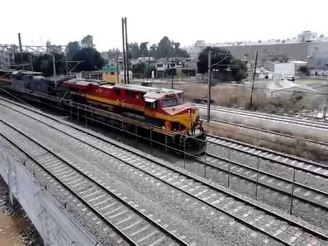 Tren arrolla a joven en Tlalnepantla