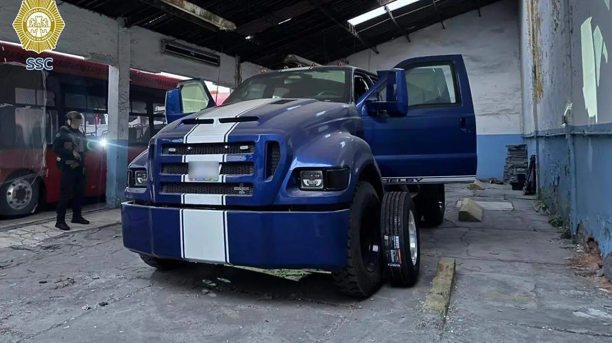 Aseguran taller clandestino Azcapotzalco