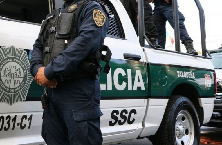 SSC investiga a policías: trasladaban vehículo con dos cadáveres