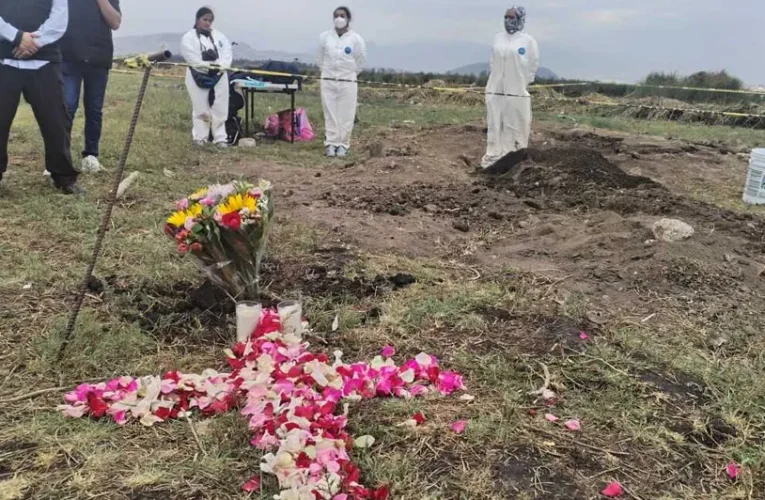 ¡Macabro hallazgo! Localizan cientos de huesos humanos en los límites de Tláhuac.