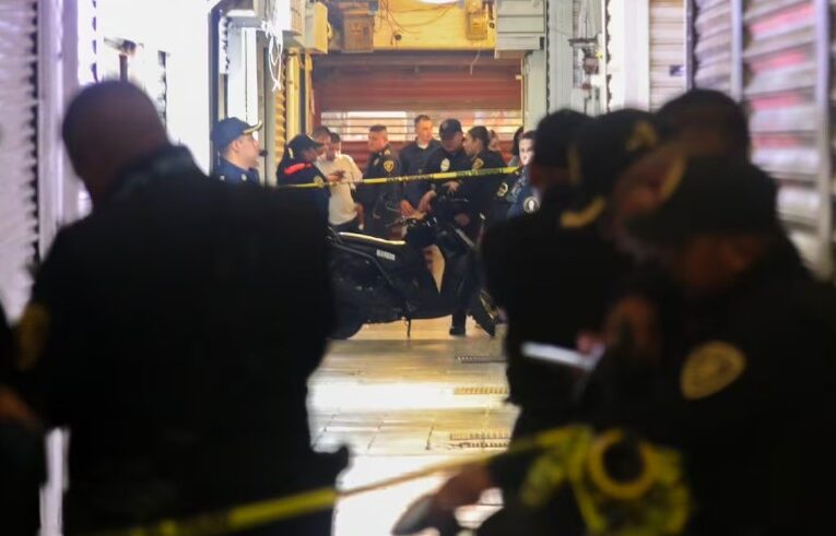 Horror en Tepito: ejecutan a joven frente a su madre dentro del mercado 14