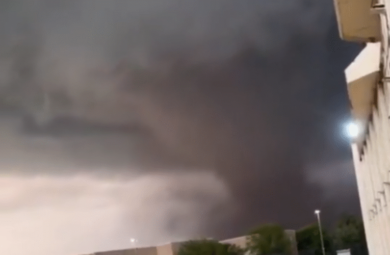 ¡Pánico en Enid! Tornado gigante arrasa el norte de Oklahoma
