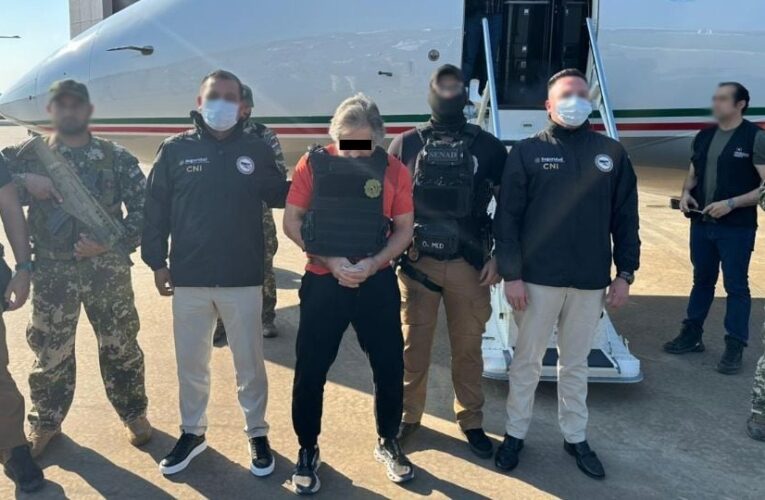 ¡DE JEFE POLICIAL A REO! EL “COMANDANTE H” AL ALTIPLANO