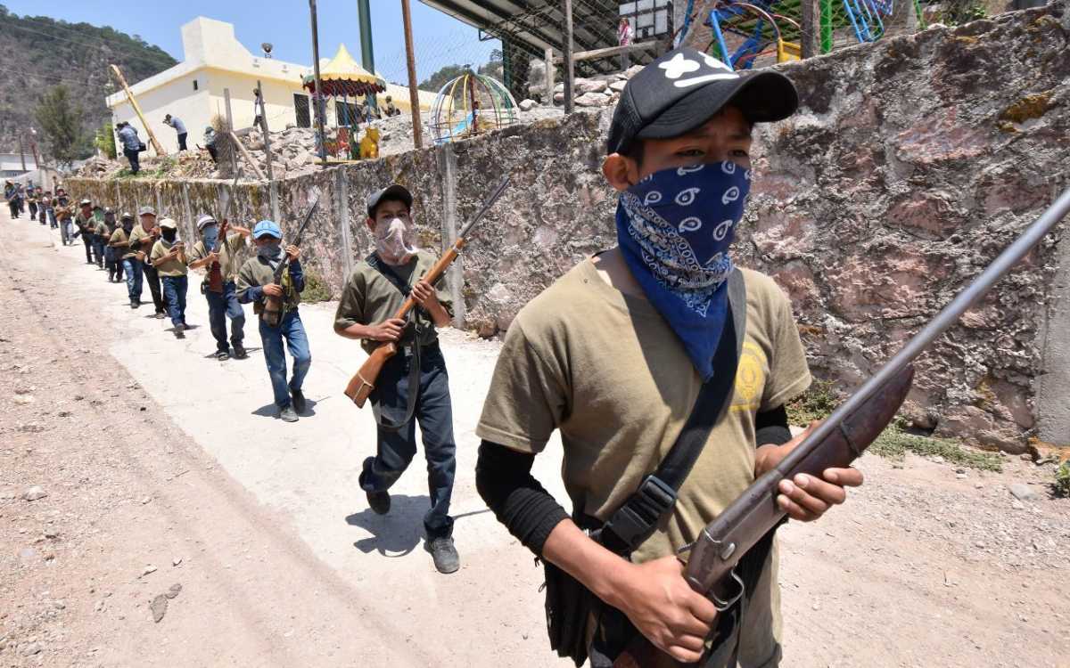 Policía Jalisco salva menores