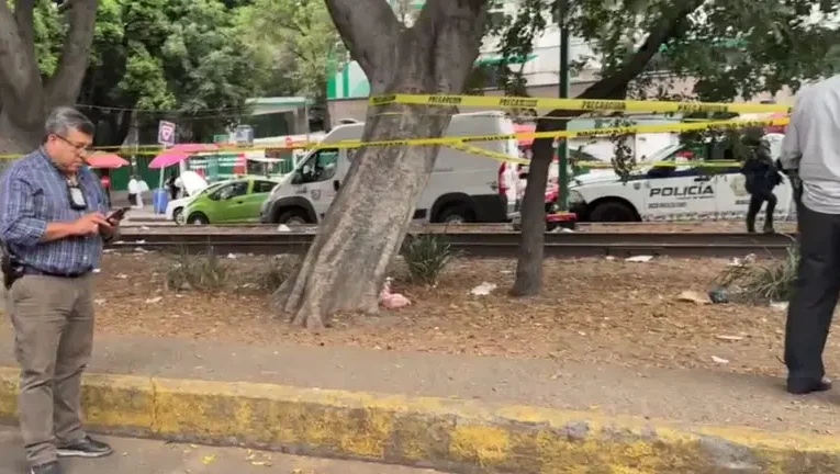 Hombre pierde la vida por ataque con arma blanca afuera de La Raza