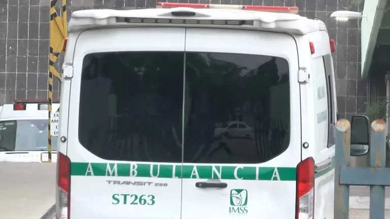 niña sufre quemaduras al pisar brasas