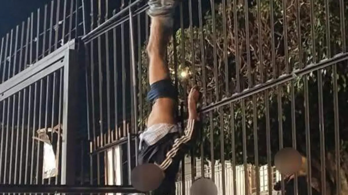 Ladrón colgado parroquia