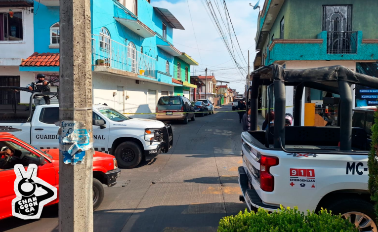 Hombre lucha por su vida tras ataque armado en un autolavado de Uruapan