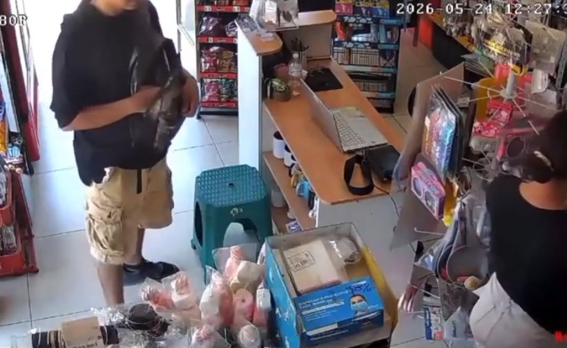 ¡VIOLENCIA SALVAJE! ACUCHILLAN A JOVEN DURANTE ASALTO A PAPELERÍA EN IXTAPA