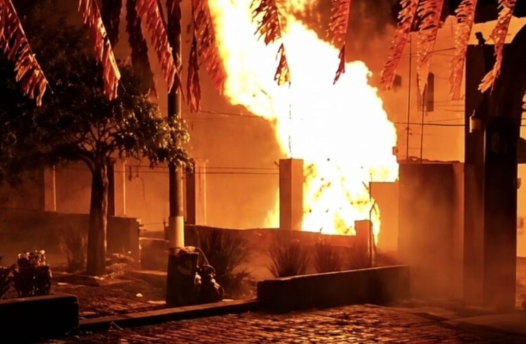 Explosión de pirotecnia y gas en Amatitán, Jalisco, deja una mujer muerta y 25 heridos