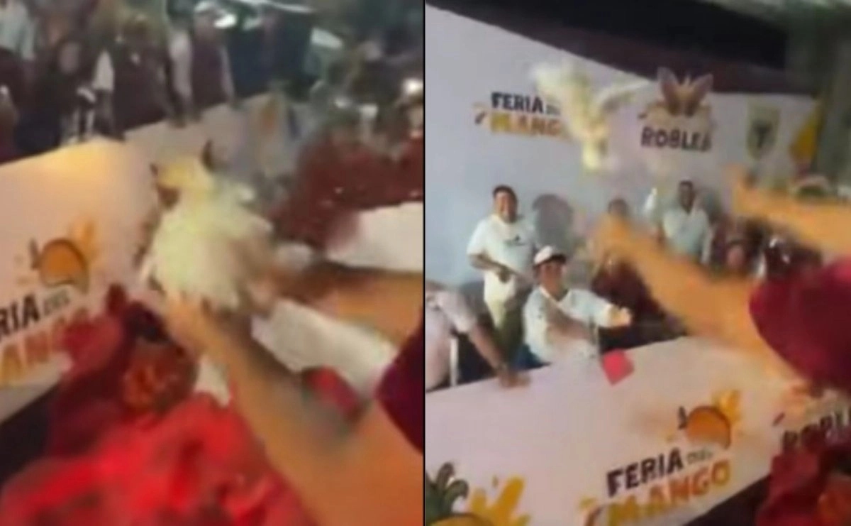 Lanzan pollos vivos Veracruz