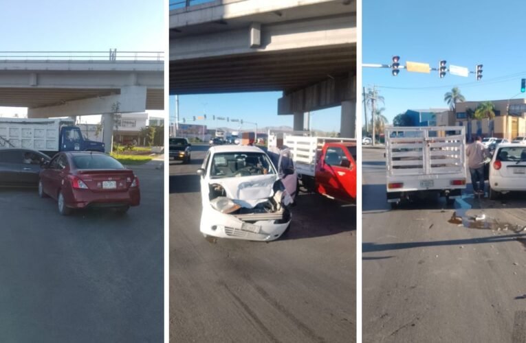 Se registran dos accidentes consecutivos bajo el puente Centenario en Gómez