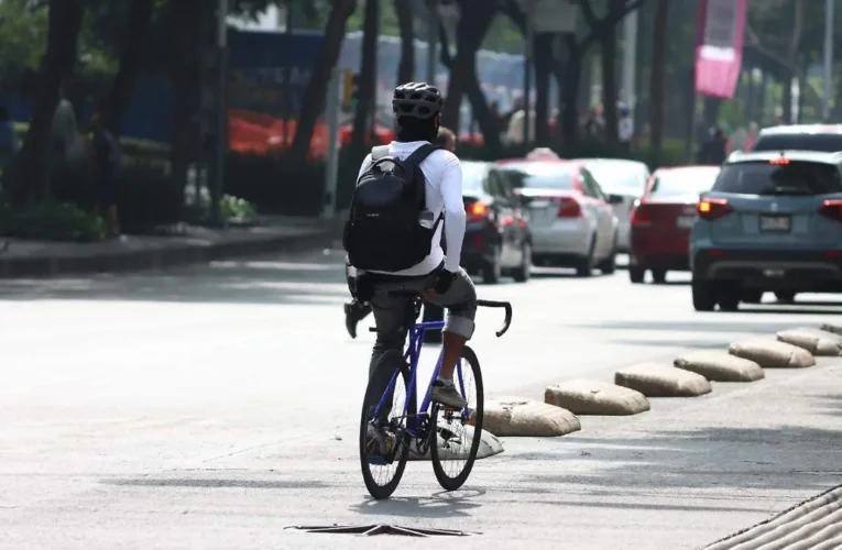 Conductor embiste y mata a ciclista en Periférico Sur; el responsable huyó del lugar