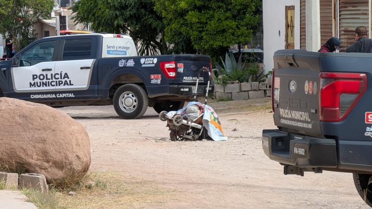 mujer asesinada y amarrada