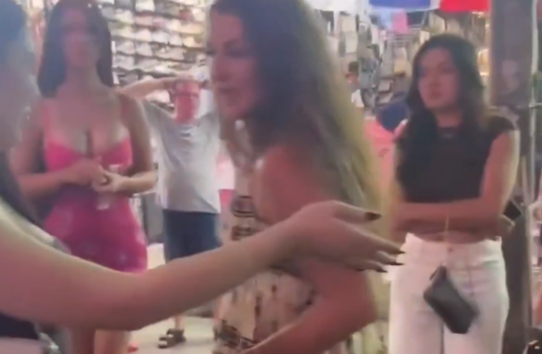 ¡BRUTAL GORDAZO EN TAILANDIA! TURISTA RUSA PROVOCA A MUJERES TRANS Y RECIBE UNA EXCLUSIVA PATADA VOLADORA