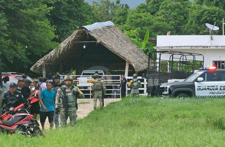 Asesinan a balazos a dos hombres en rancho de Chiapas