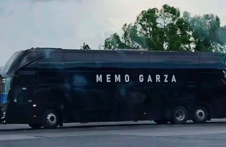 ¡Terror en la carretera! Atacan a balazos el autobús de Memo Garza, exvocalista de La Adictiva, en la México-Puebla