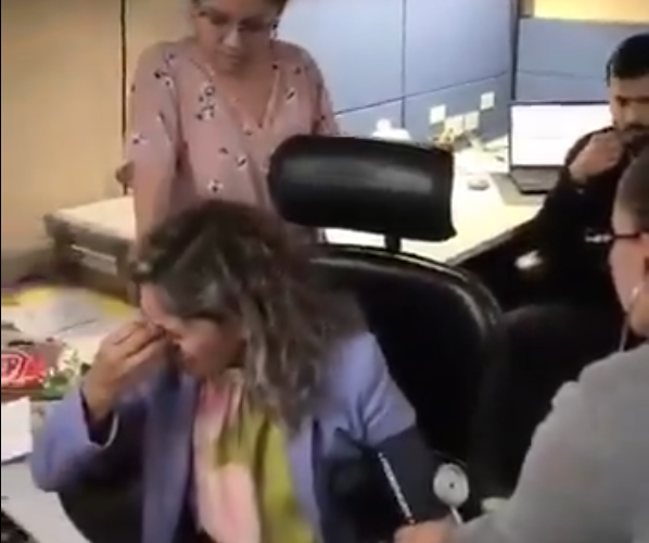 ¡DESPIADADO TIJERAZO EN DEFENSORÍA PÚBLICA! CORREN A DECENAS