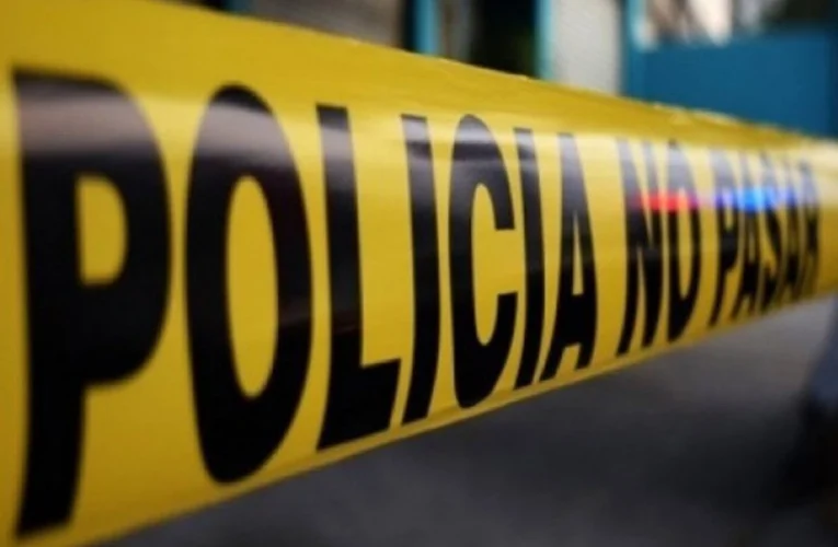¡Macabro hallazgo! Descubren a tres personas asesinadas a machetazos en carretera de Oaxaca