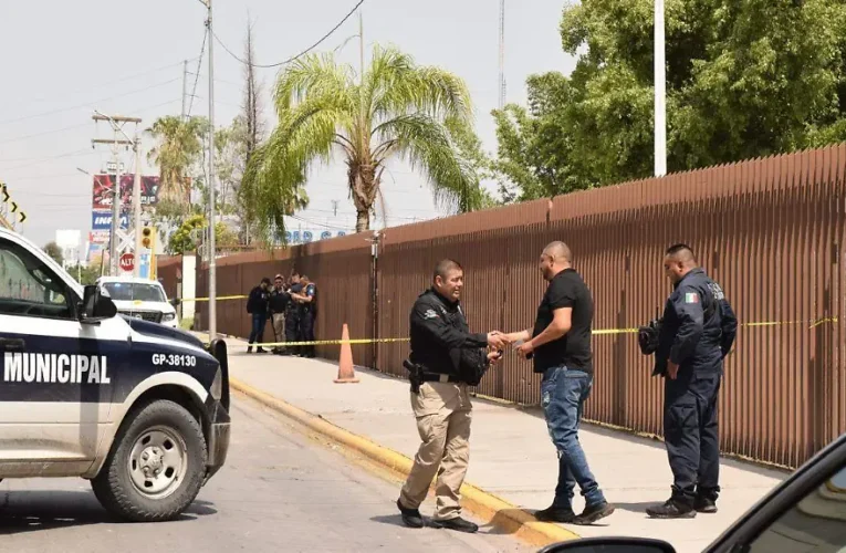 ¡Pánico en La Laguna! Atentan contra edificio de la CFE en Gómez Palacio; desalojan a más de 400 empleados