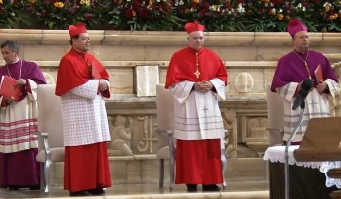 el caso de malversación de limosnas que salpica al cardenal Aguiar Retes