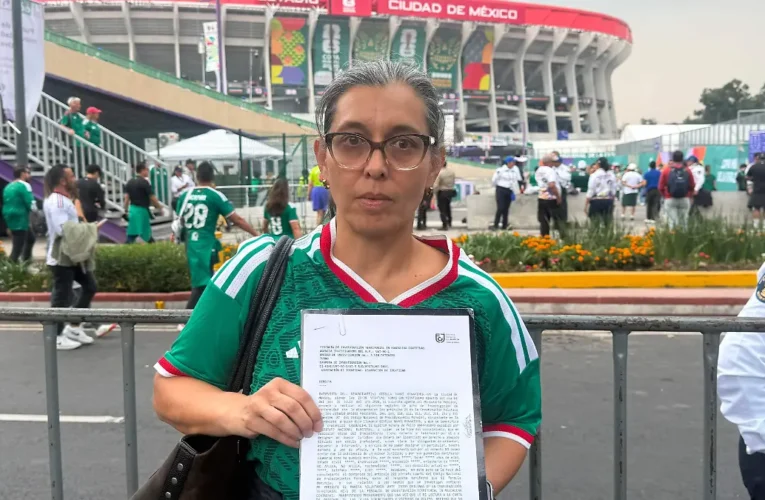 Hackean cuenta de aficionada y le roban cuatro boletos para el palco del Estadio Ciudad de México