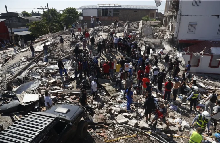 El sismo en Colombia eleva a 111 los muertos y deja 87 heridos