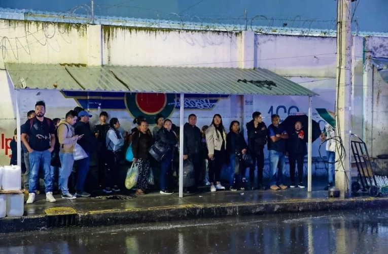 Un muerto y un herido tras enfrentamiento con armas blancas en estación de transporte