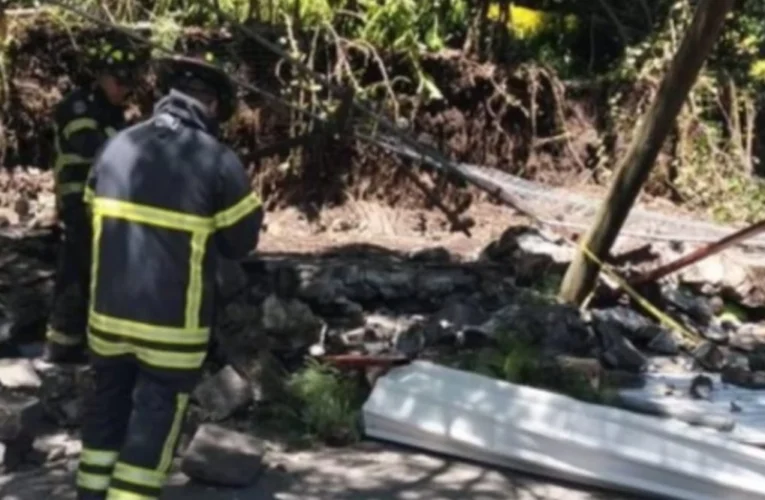 ¡Tragedia mortal! Derrumbe de barda sepulta a seis trabajadores en Huixquilucan y deja tres fallecidos