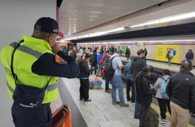 Metro refuerza seguridad para el regreso a clases