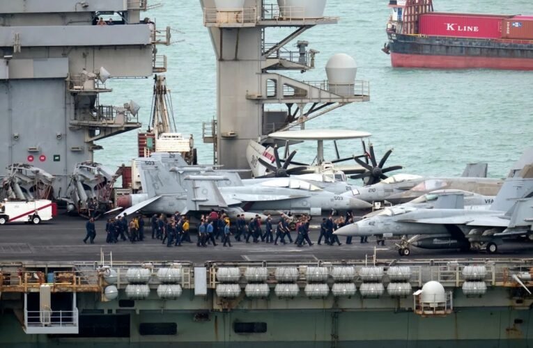 Marineros del portaviones USS Abraham Lincoln denuncian severas condiciones de despliegue